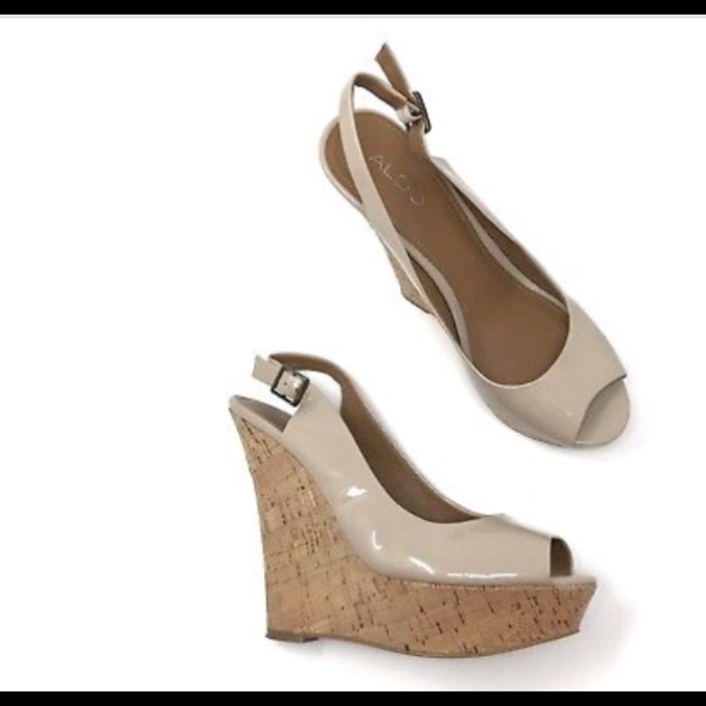Looking for these Aldo wedges in size 6